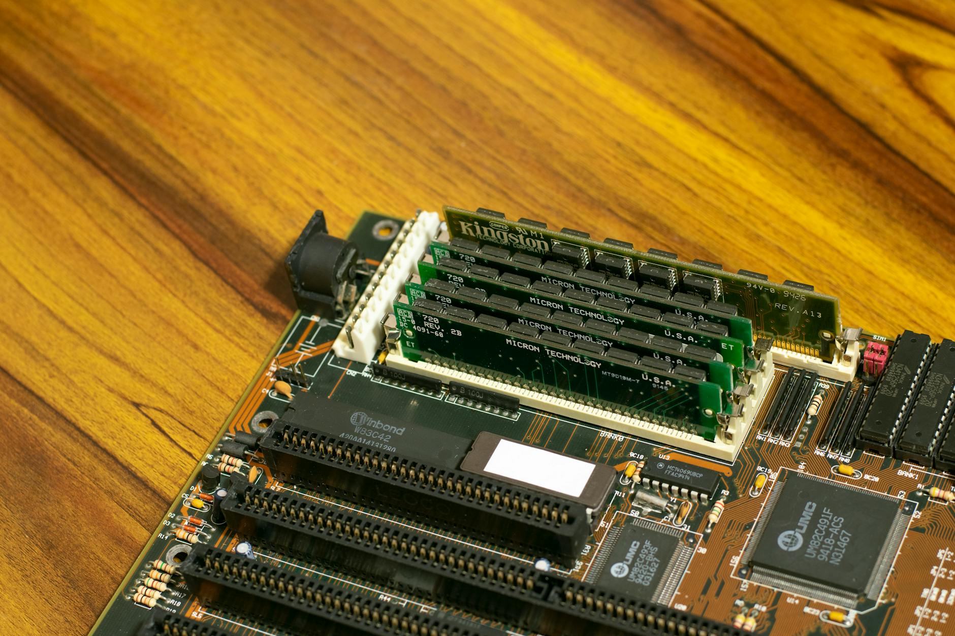 Close-up view of DDR memory modules installed in motherboard slots