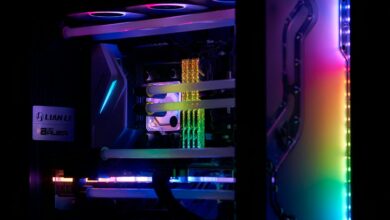 Mid-tower PC case with mesh front panel and tempered glass side panel